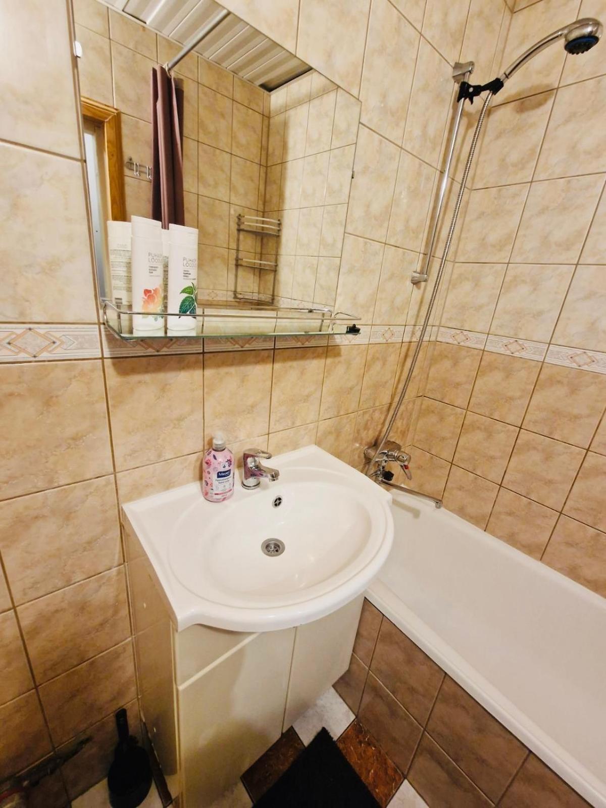 Tallinnhousing Studio For 4 With Free Parking Bagian luar foto