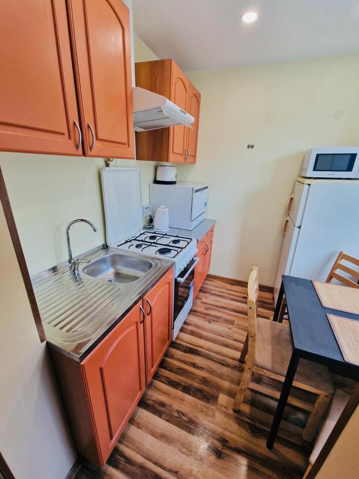 Tallinnhousing Studio For 4 With Free Parking Bagian luar foto